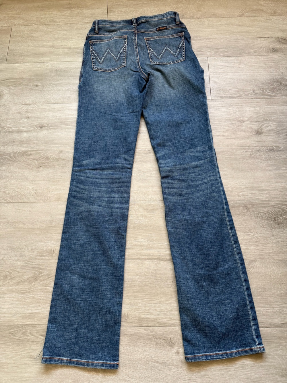 Wrangler Women's bootcut western riding Jeans tall - Dark Blue Wash 29/7 x 38